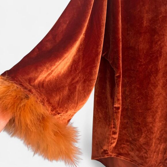 Red-Orange Velour Feather Trim V-Neck Top Medium Y2K - Picture 2 of 4